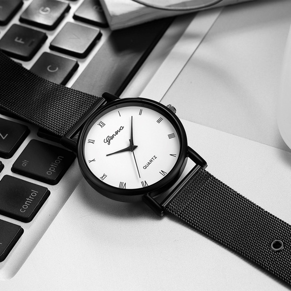 ❤️NEW❤️ Unisex Luxury Quartz Stainless Steel Watch - Picture 3 of 3